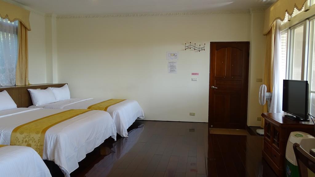 Emoonten Homestay Sanzhi Extérieur photo