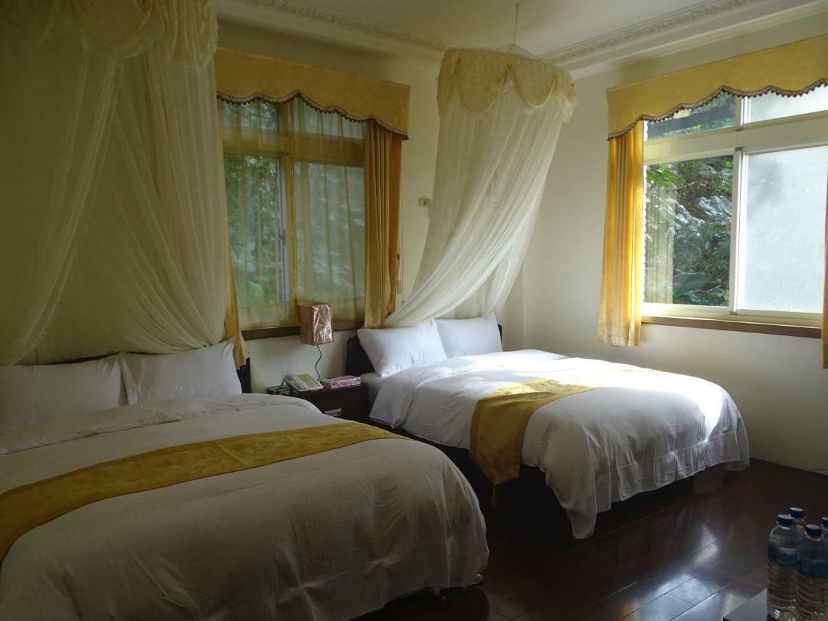 Emoonten Homestay Sanzhi Extérieur photo